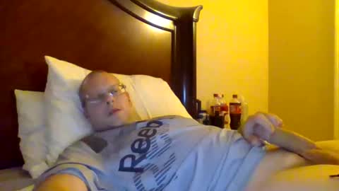 Snapshot of sweetg233 chatting on February 5, 5:09 am sweetg233 online show from February 5, 5:09 am