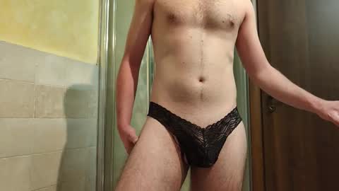 Snapshot of sweethornystud chatting on October 4, 4:34 pm sweethornystud online show from October 4, 4:34 pm