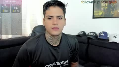 SWEETLATINBOY  online show from April 25, 12:41 pm