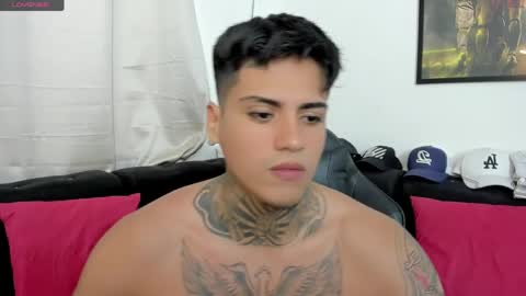 SWEETLATINBOY  online show from April 15, 9:37 pm