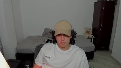 Lian online show from February 6, 6:54 am