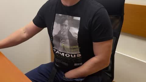 Sebastian online show from April 13, 1:01 pm