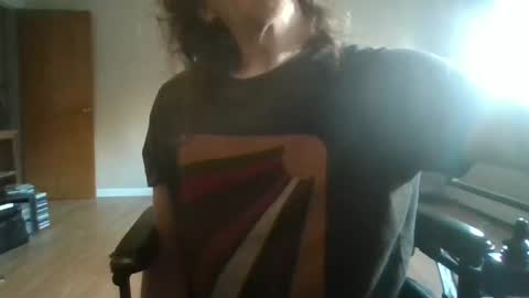 Snapshot of sweetman4u75 chatting on October 13, 10:38 pm Sweet Man online show from October 13, 10:38 pm