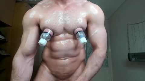 Snapshot of sweetmuscles_boy chatting on September 11, 6:40 pm Lorenzo online show from September 11, 6:40 pm