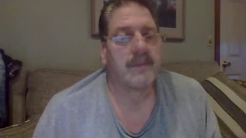 Snapshot of sweetsforu326 chatting on January 30, 11:55 am sweetbrowneyes623 online show from January 30, 11:55 am