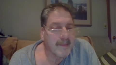 Snapshot of sweetsforu326 chatting on January 27, 11:43 am sweetbrowneyes623 online show from January 27, 11:43 am