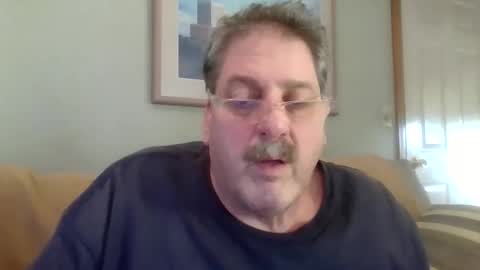 Snapshot of sweetsforu326 chatting on January 6, 8:18 pm sweetbrowneyes623 online show from January 6, 8:18 pm