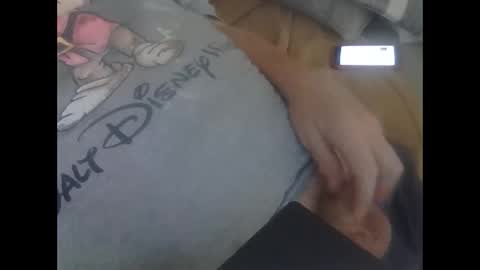 Snapshot of sweetsforu326 chatting on December 8, 6:39 pm sweetbrowneyes623 online show from December 8, 6:39 pm