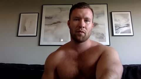 Snapshot of swekingxx chatting on October 10, 8:08 am swekingxx online show from October 10, 8:08 am