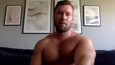 Snapshot of swekingxx chatting on October 2, 11:36 am swekingxx online show from October 2, 11:36 am