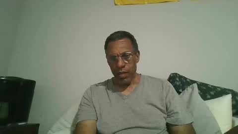 swimmerbod2495 online show from May 1, 2:37 am
