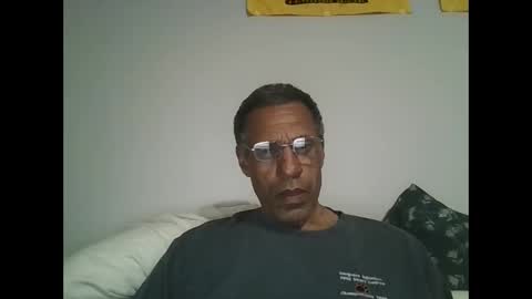 swimmerbod2495 online show from May 7, 2:55 am