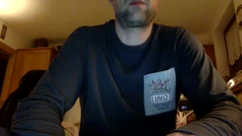 Snapshot of swissix chatting on February 9, 9:06 pm Rocco online show from February 9, 9:06 pm
