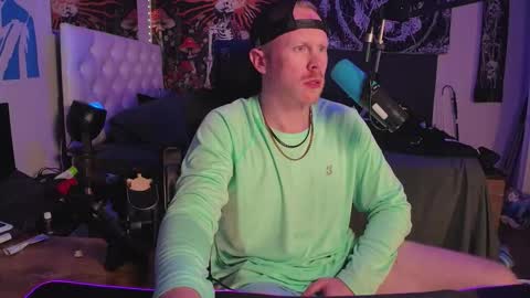 Snapshot of switchdean chatting on October 21, 2:47 am Switch online show from October 21, 2:47 am