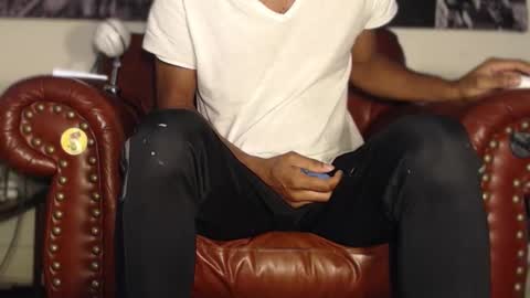 Snapshot of swolebbc chatting on October 2, 4:44 pm The DickGod online show from October 2, 4:44 pm