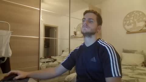 syl092 online show from October 15, 6:48 pm