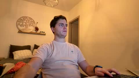 syl092 online show from February 3, 6:24 pm