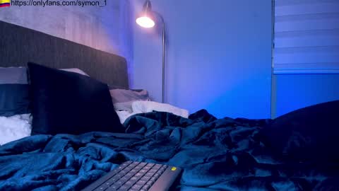 Snapshot of symonprince chatting on December 15, 4:40 am 420 Forever online show from December 15, 4:40 am