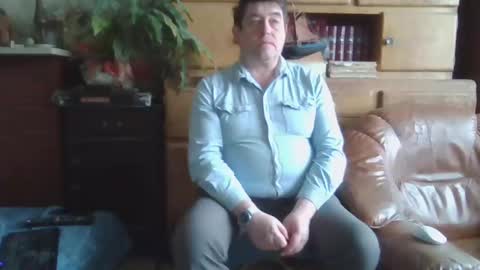 Snapshot of sympa_trique chatting on February 12, 12:12 pm sympa_trique online show from February 12, 12:12 pm