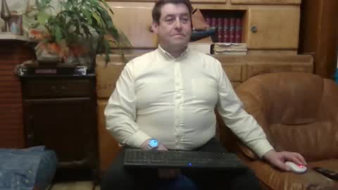 Snapshot of sympa_trique chatting on January 24, 4:06 pm sympa_trique online show from January 24, 4:06 pm