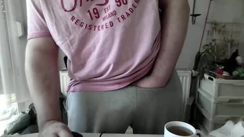 sympon1e online show from April 15, 8:36 am