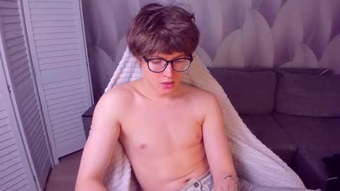 syndydels online show from March 19, 2:42 pm