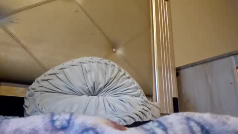 Snapshot of synyster_grey chatting on September 21, 3:01 pm synyster_grey online show from September 21, 3:01 pm