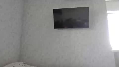 Den online show from May 5, 8:27 am