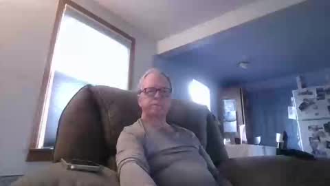 tacrunner66_ online show from April 23, 1:46 pm