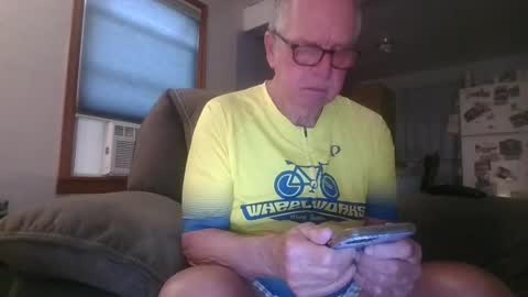 tacrunner66_ online show from June 29, 1:44 pm