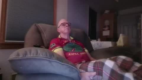 Snapshot of tacrunner66_ chatting on October 21, 2:36 am tacrunner66_ online show from October 21, 2:36 am