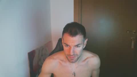 taf1989 online show from December 2, 10:43 pm