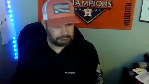 Snapshot of taintnuzzler_13 chatting on February 19, 9:03 pm TaintNuzzler online show from February 19, 9:03 pm