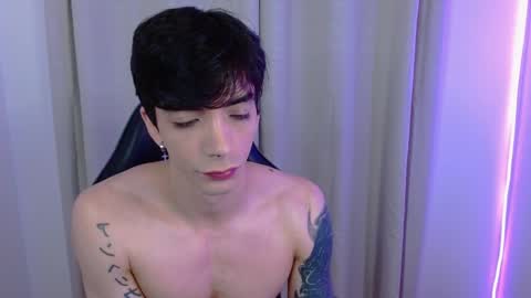 takeru___ online show from October 21, 10:34 pm