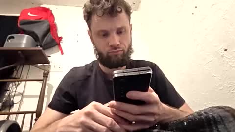 Talen James online show from November 30, 2:46 am