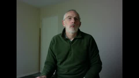Snapshot of taliesin4321 chatting on December 16, 7:00 pm Jack Pierrot online show from December 16, 7:00 pm