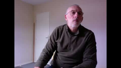 Snapshot of taliesin4321 chatting on December 22, 1:33 pm Jack Pierrot online show from December 22, 1:33 pm