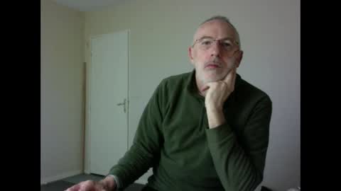 Snapshot of taliesin4321 chatting on January 5, 5:09 am Jack Pierrot online show from January 5, 5:09 am
