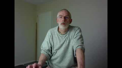 Snapshot of taliesin4321 chatting on February 24, 8:14 pm Jack Pierrot online show from February 24, 8:14 pm