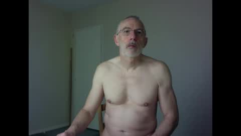 Snapshot of taliesin4321 chatting on February 4, 6:46 am Jack Pierrot online show from February 4, 6:46 am