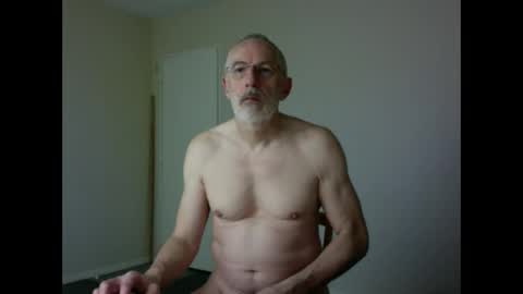 Snapshot of taliesin4321 chatting on February 18, 6:37 am Jack Pierrot online show from February 18, 6:37 am