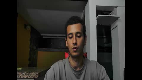 talktome4 online show from April 28, 2:17 am