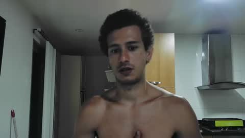 talktome4 online show from December 18, 5:58 am