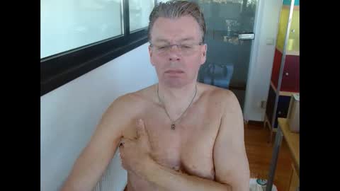 Tall daddy online show from April 22, 8:19 am