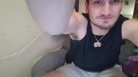 tallerandhandsomer online show from January 16, 10:18 am