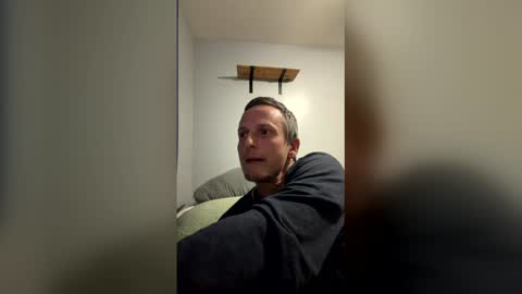 first stream was very fun grateful for every follow and super active chat online show from April 9, 5:05 am