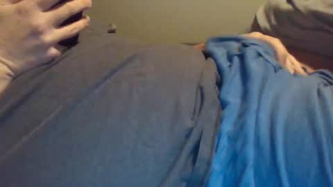 Snapshot of tallguy88444 chatting on January 3, 1:59 am tallguy88444 online show from January 3, 1:59 am