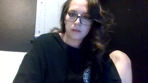 tallhungcloudyy online show from June 11, 4:32 am