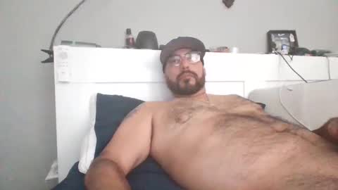 Snapshot of talllatino310 chatting on October 11, 7:07 pm talllatino310 online show from October 11, 7:07 pm