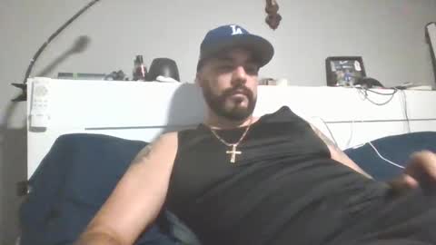 Snapshot of talllatino310 chatting on September 26, 9:40 am talllatino310 online show from September 26, 9:40 am